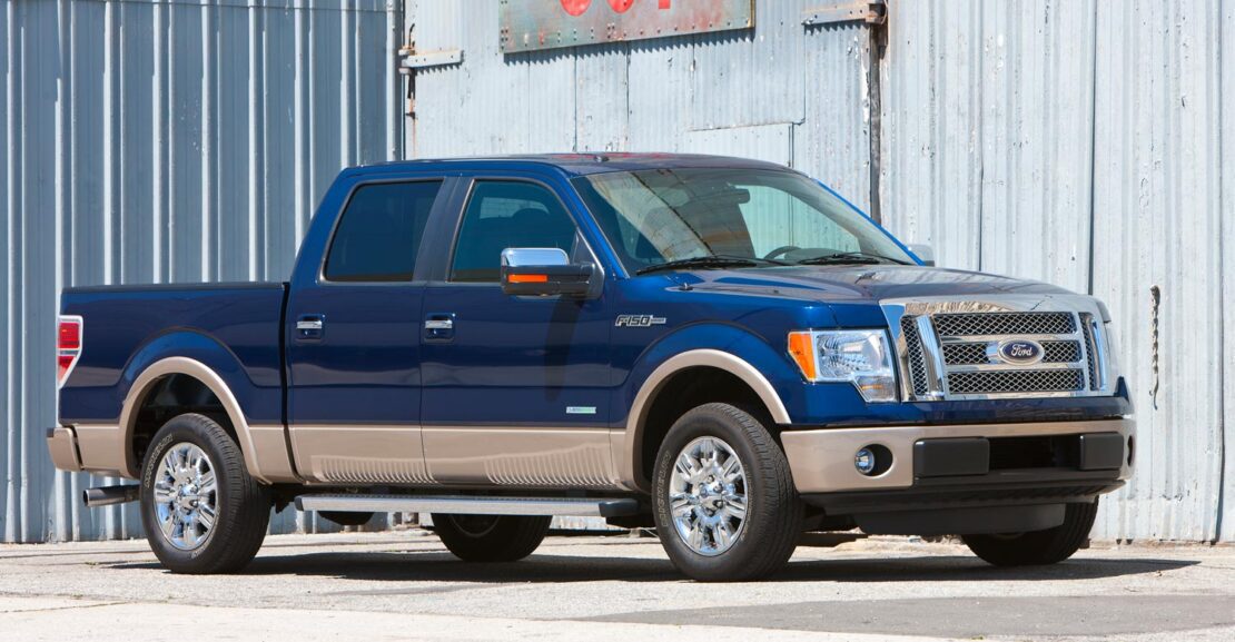 2011 ford f 150 ecoBoost lariat superCrew front three quarters view