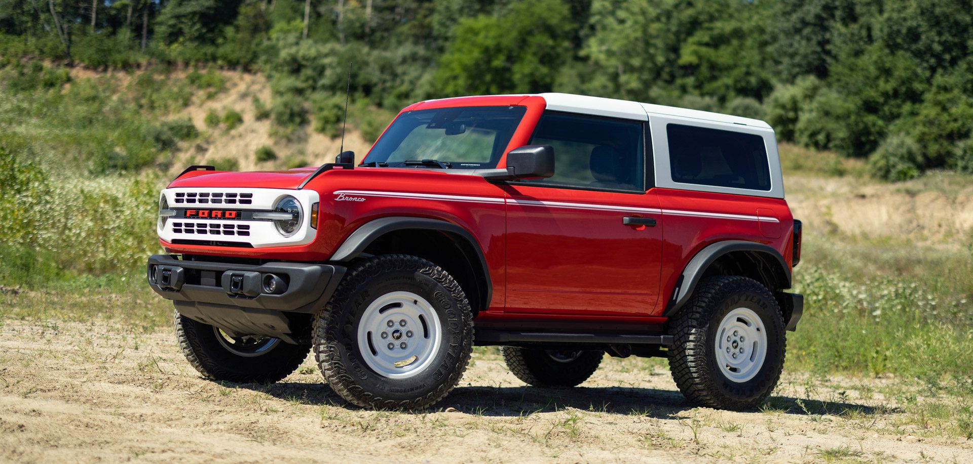Bronco Heritage Edition Race Red