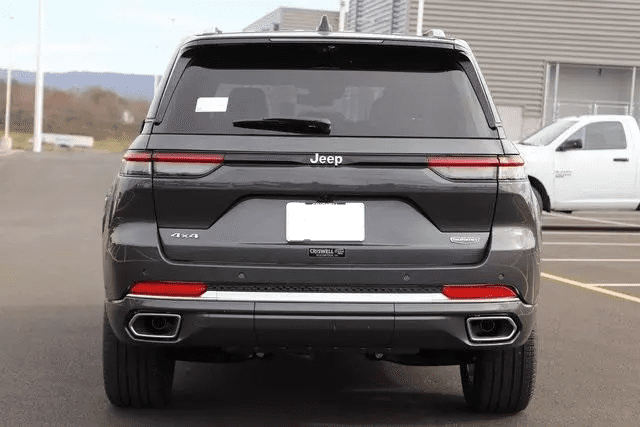 2024 Jeep Grand Cherokee 3.6L Summit 4×4